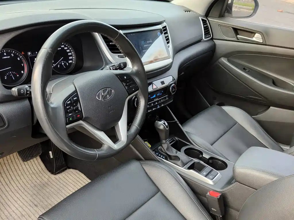 Hyundai Tucson — миниатюра 6