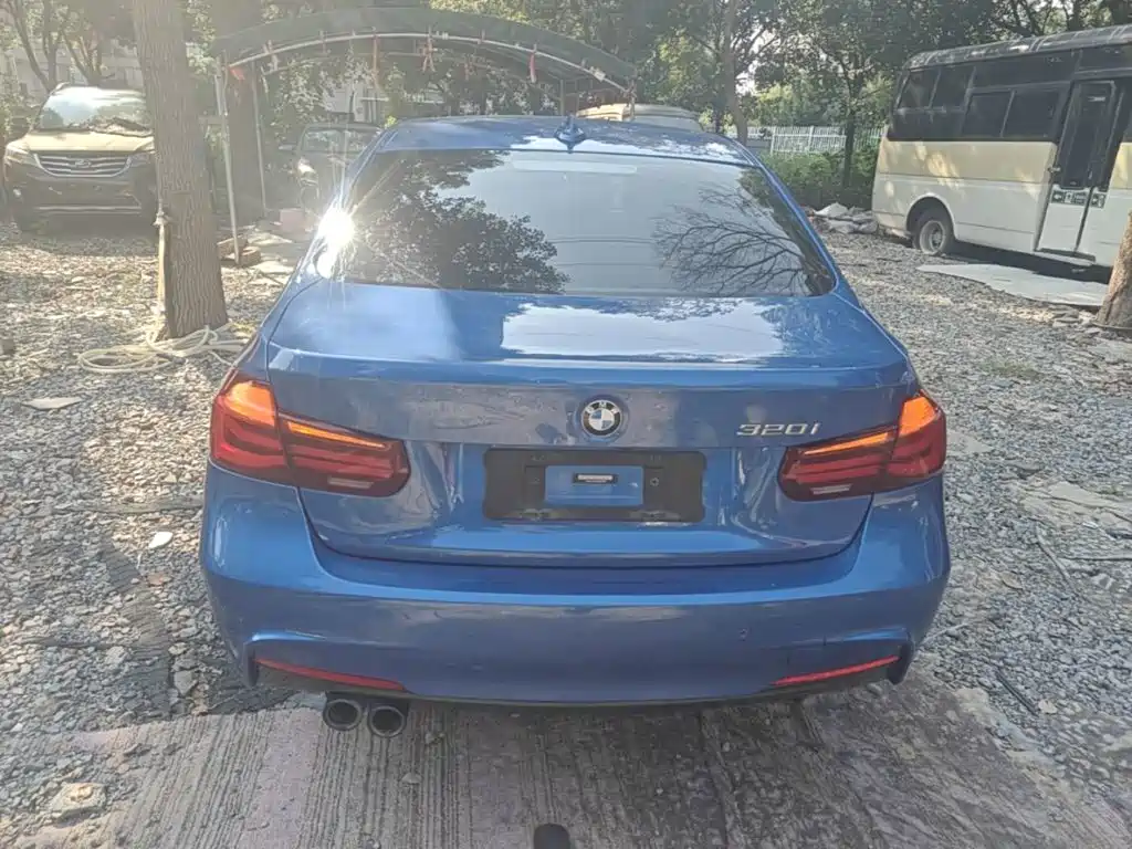 BMW 3 Series — миниатюра 6