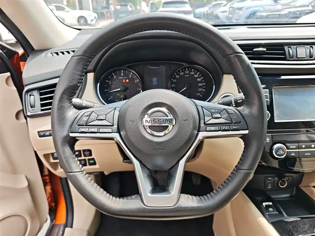 NISSAN QIJUN