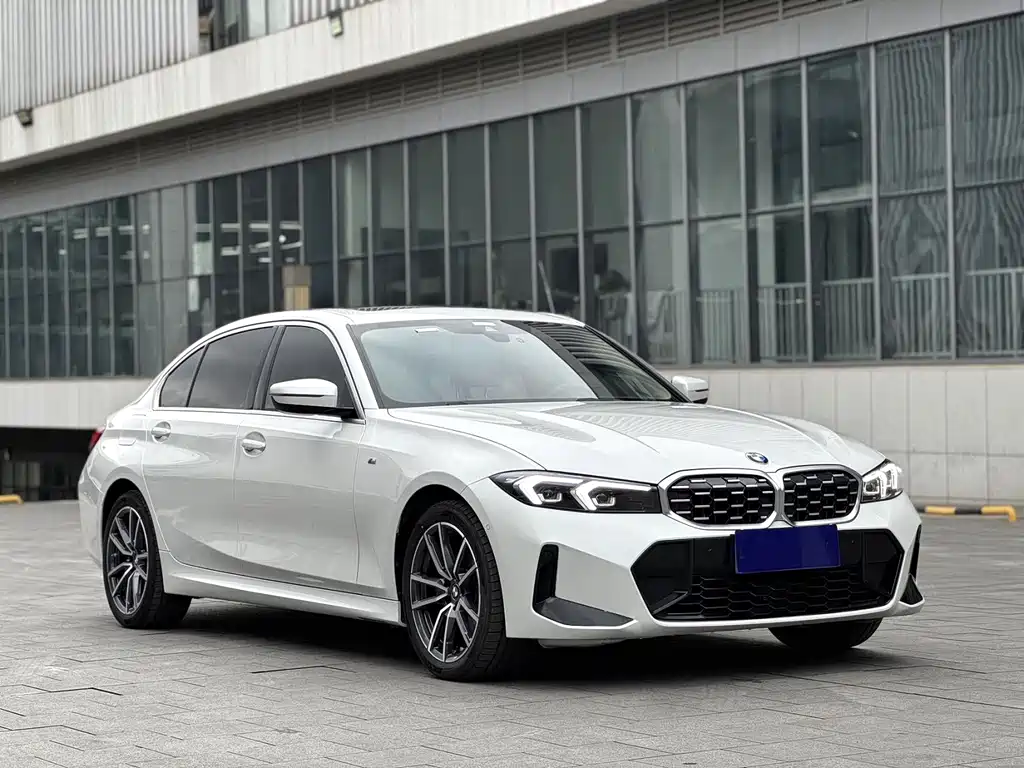 BMW 3 Series — миниатюра 3