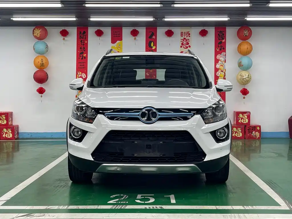 BAIC New Energy EX — миниатюра 2
