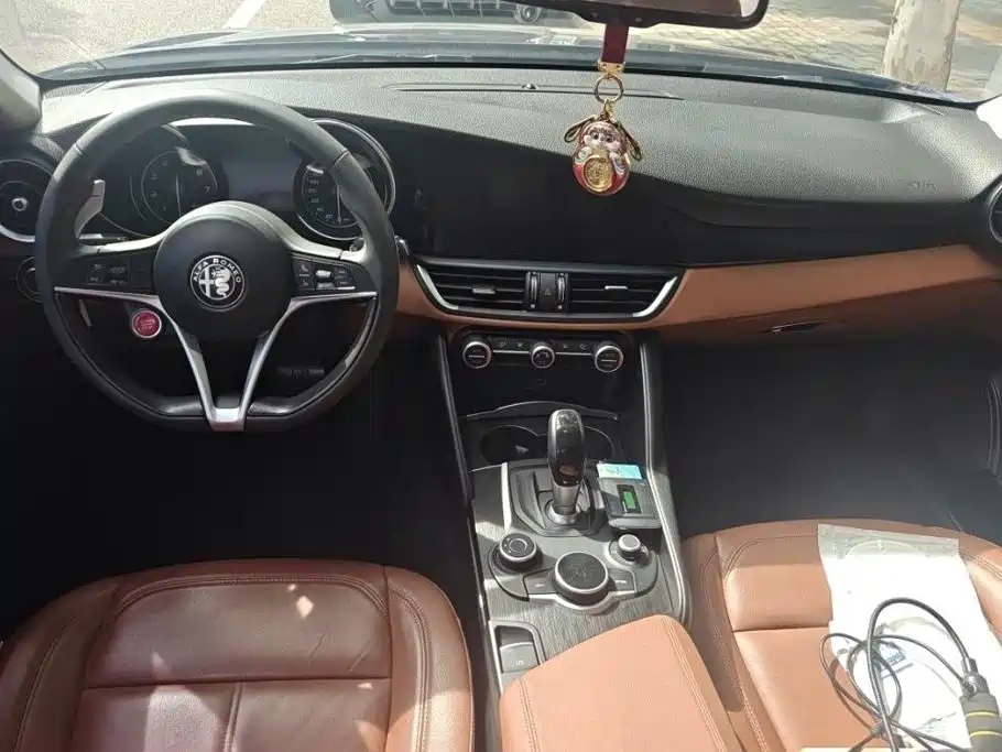 Alfa Romeo Giulia — миниатюра 15