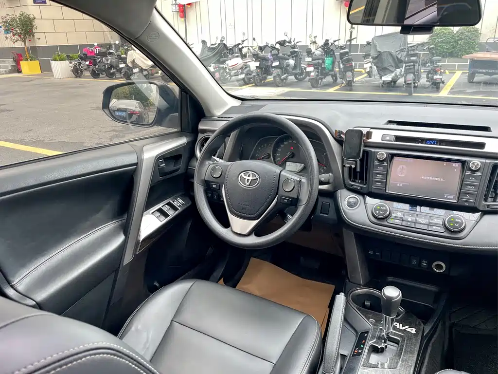 TOYOTA RAV4 RONGFANG