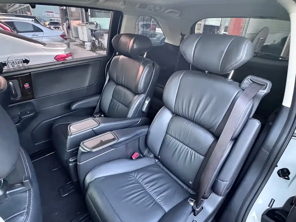Honda Odyssey — миниатюра 10