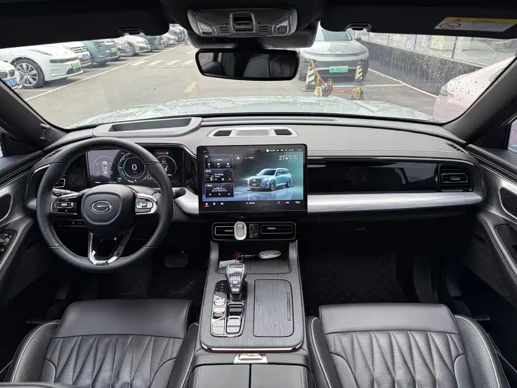 GAC GS8 2022 2.0TM Luxury （ мест）