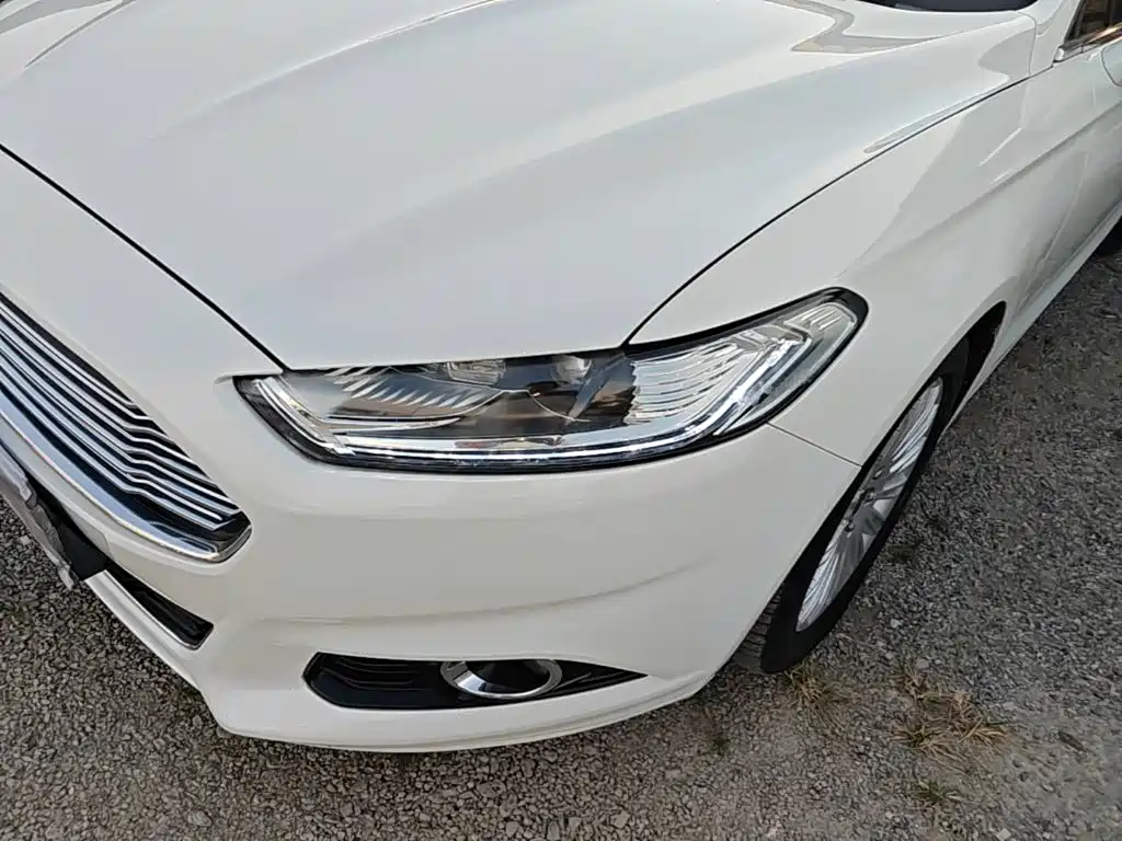 Ford Mondeo — миниатюра 24