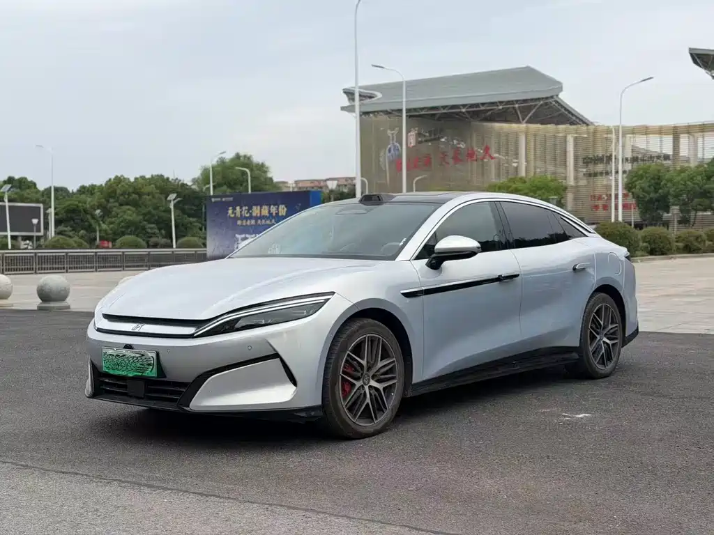 Byd 汉L 2025