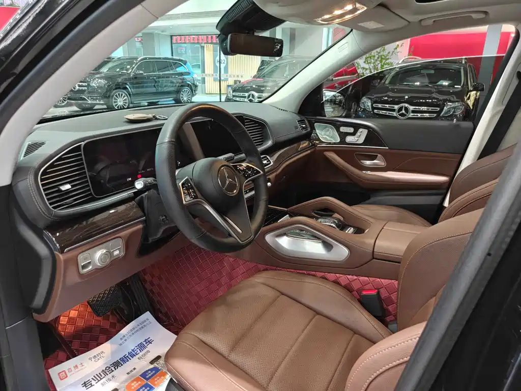Mercedes-Benz GLE (Import) — миниатюра 12