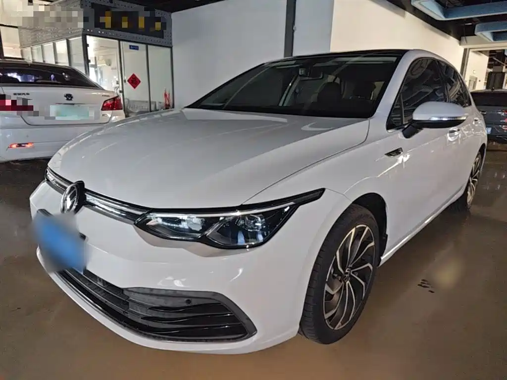 Купить Volkswagen Golf