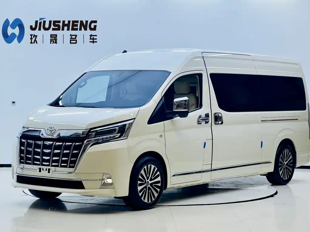 Toyota Hiace 2025