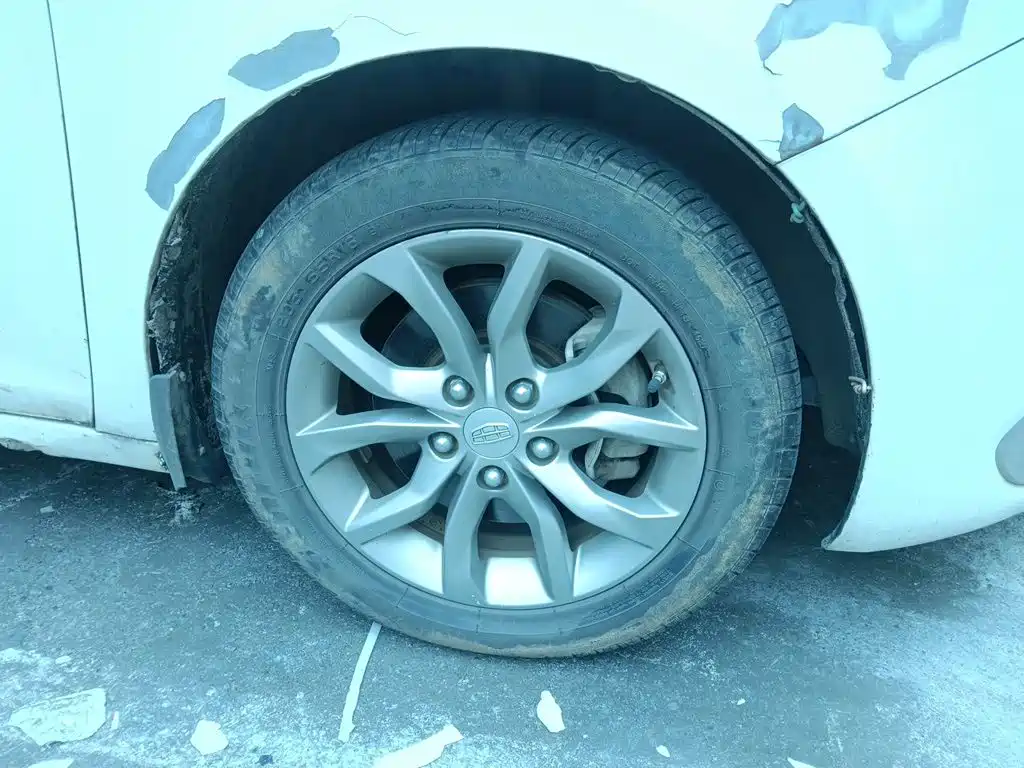 Geely Emgrand GL — миниатюра 24