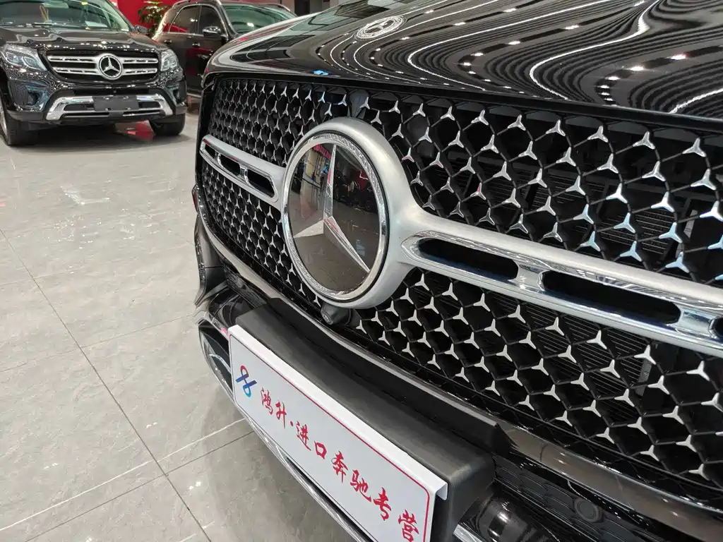 Mercedes-Benz GLE (Import) — миниатюра 5