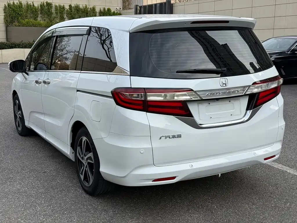 Honda Odyssey — миниатюра 4