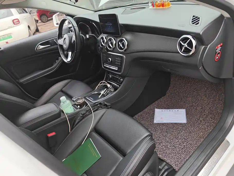 Mercedes-Benz GLA — миниатюра 7