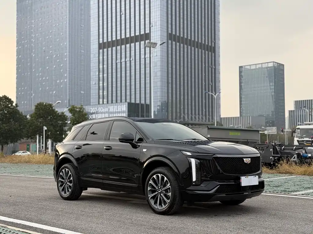 CADILLAC XT5