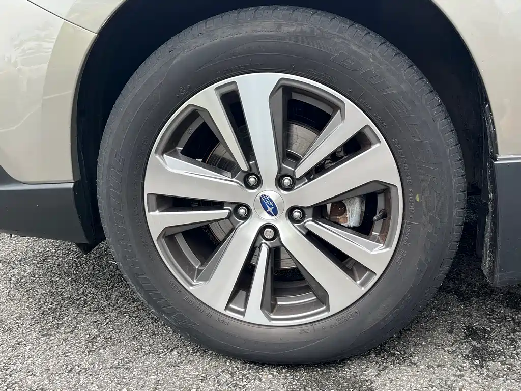 SUBARU OUTBACK
