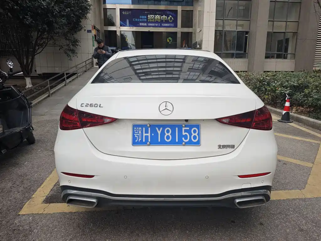 MERCEDES-BENZ C CLASS