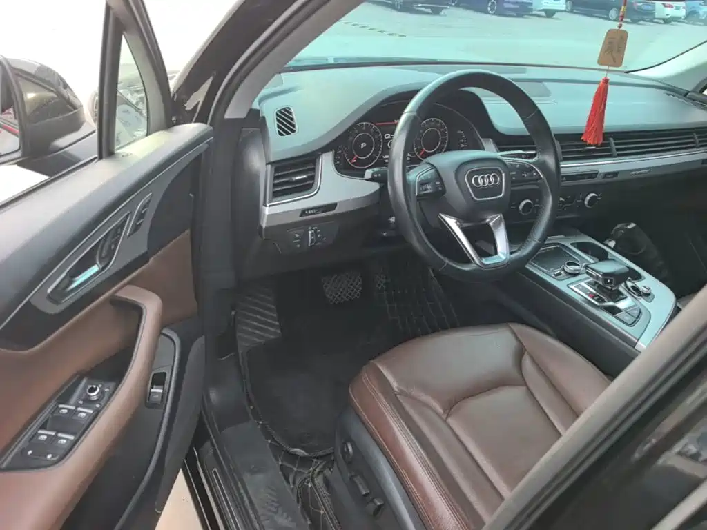 Audi Q7 — миниатюра 16