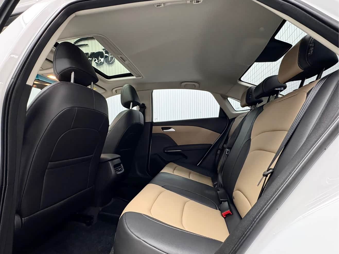 Chevrolet Monza 1.5 л 2022 г. Белый, пробег 9000 км