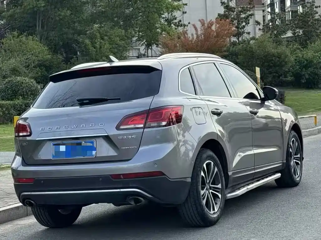 Borgward BX7 — миниатюра 4