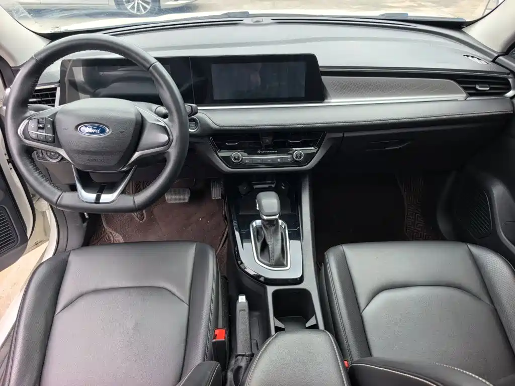 Ford Escort — миниатюра 9