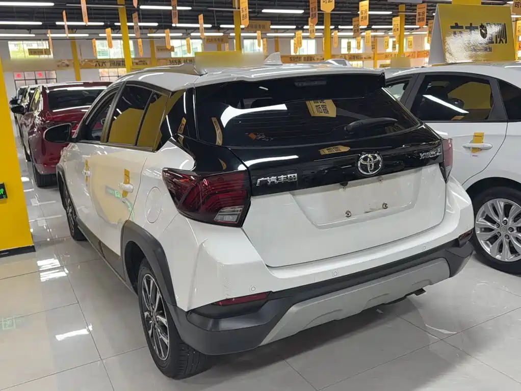 Toyota Yaris L — миниатюра 7