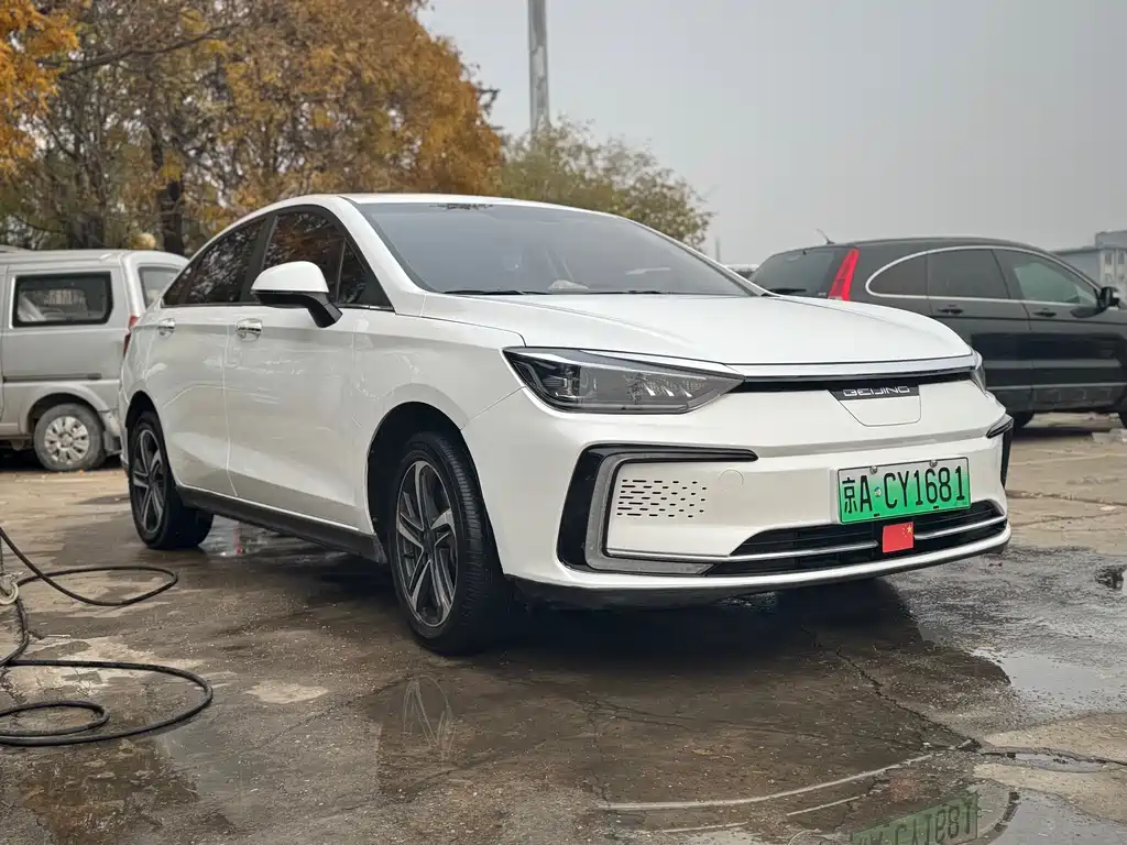 BAIC BEIJING EU5
