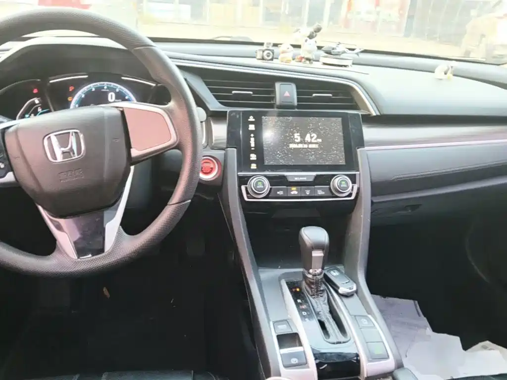 Honda Civic — миниатюра 14