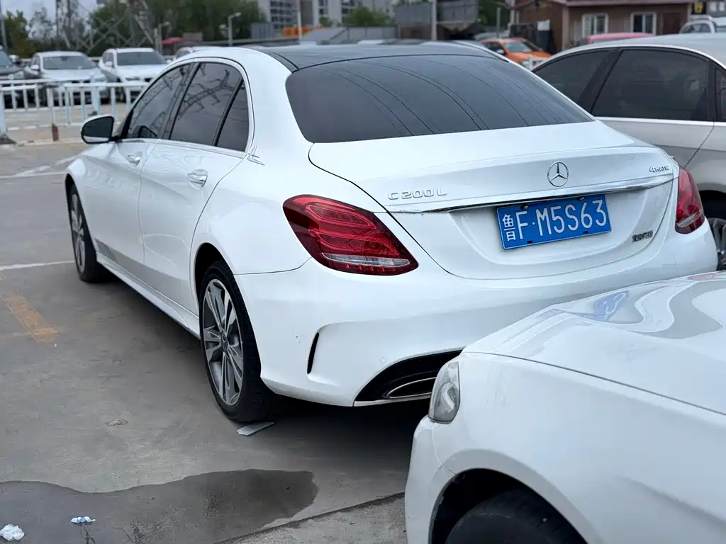 Mercedes-Benz C-Class — миниатюра 5