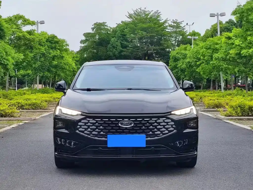 Ford Mondeo — миниатюра 2