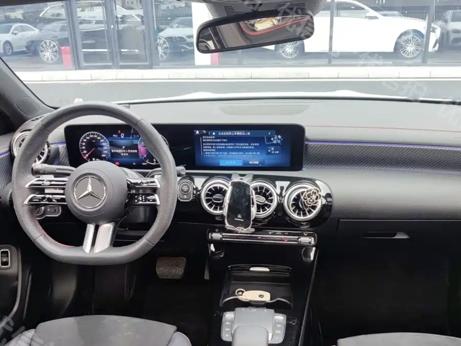 Mercedes-Benz A-Class — миниатюра 9