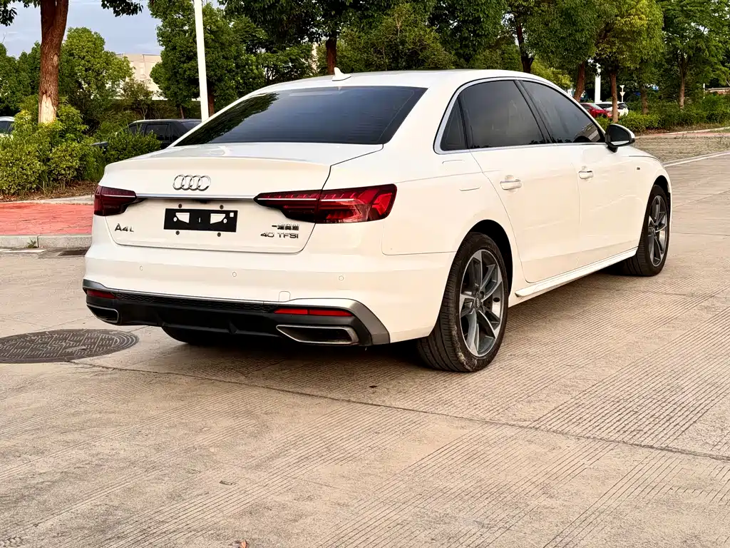 Audi A4L 2020 40 TFSI Fashion
