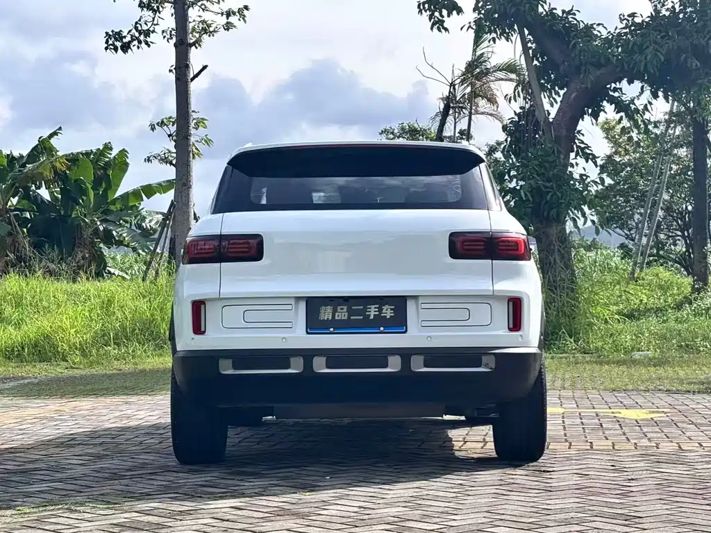 Geely Icon 2020 1.5TD i9 BSG