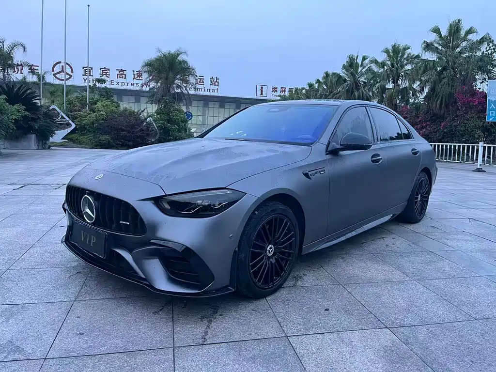 Mercedes-Benz C-Class 2024