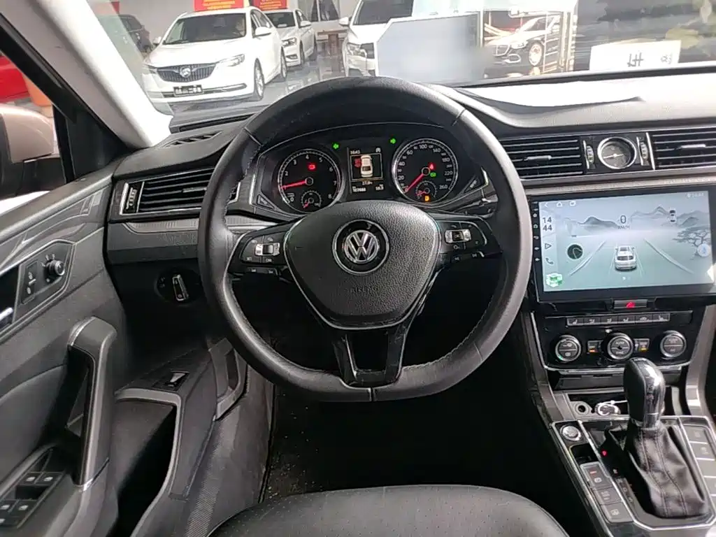 Volkswagen Passat — миниатюра 11