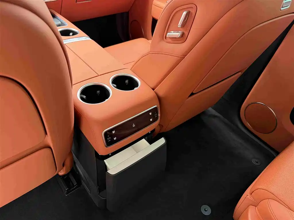 Li Auto Li L9 — миниатюра 9