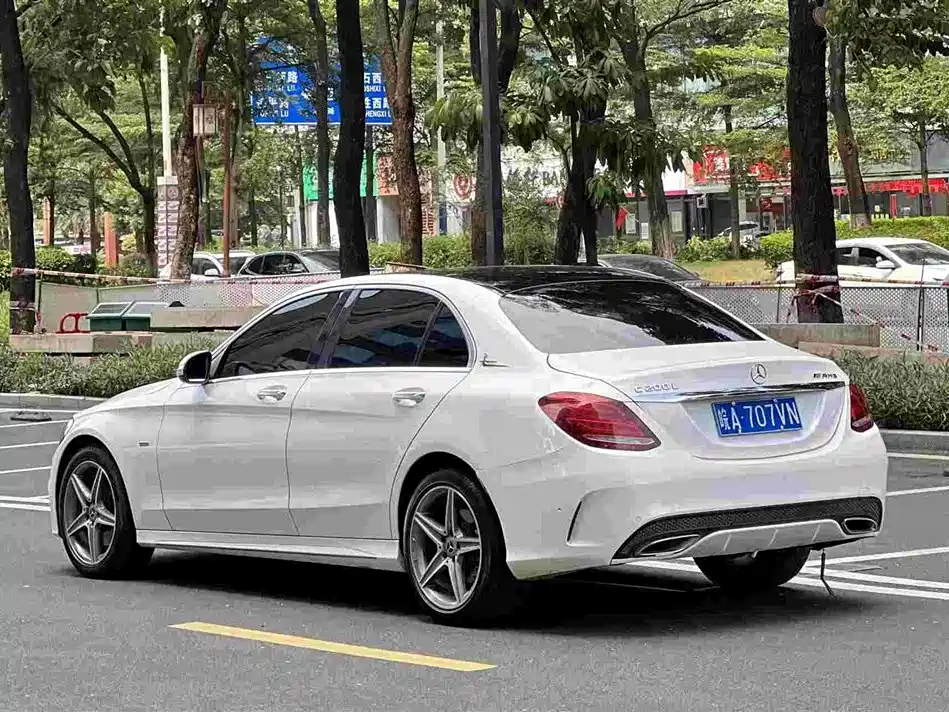 Mercedes-Benz C-Class — миниатюра 3