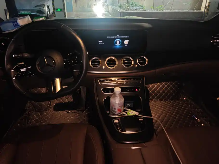 Mercedes-Benz E-Class (Import) — миниатюра 12