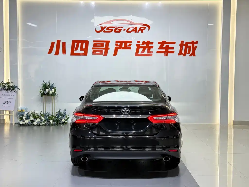 Toyota Camry — миниатюра 3