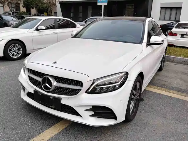 MERCEDES BENZ C CLASS