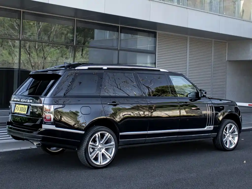 Land Rover Range Rover — миниатюра 6
