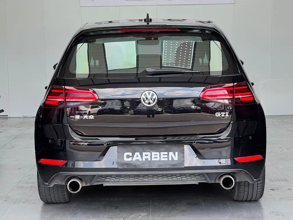 Volkswagen Golf GTI — миниатюра 9