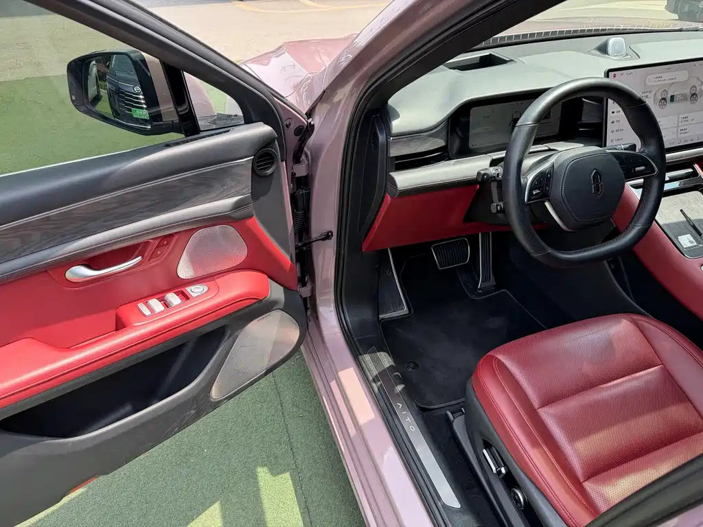 Aito M5
