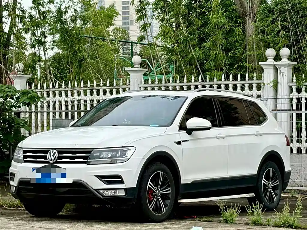 Купить Volkswagen Tiguan L
