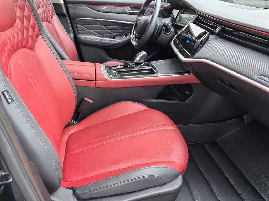 DONGFENG YI HYUN MAX