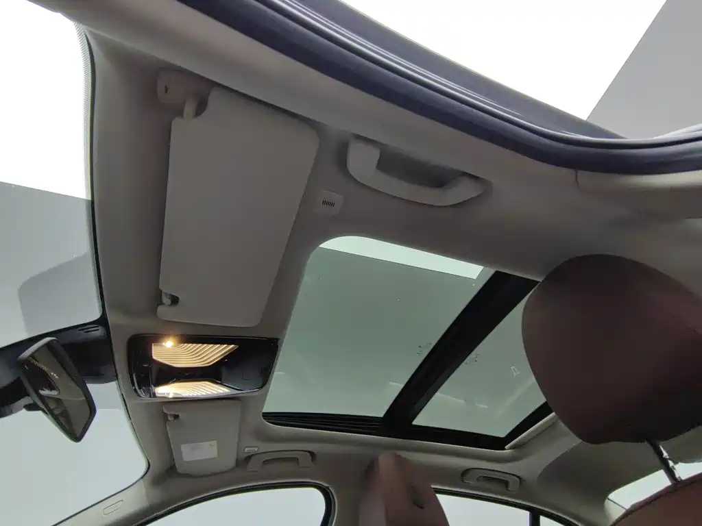 BMW 3 Series — миниатюра 14