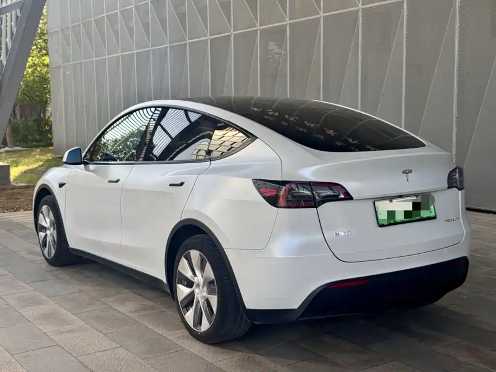 Tesla Model Y — фотографии объявления, Фото 22