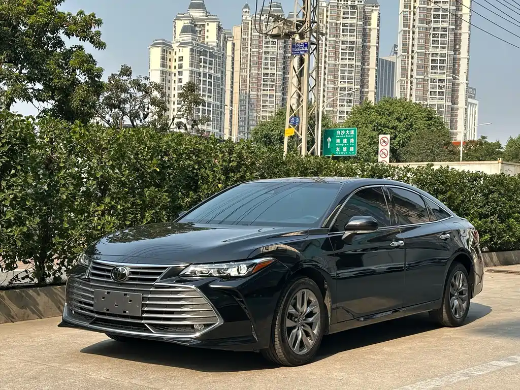 Toyota Avalon 2022