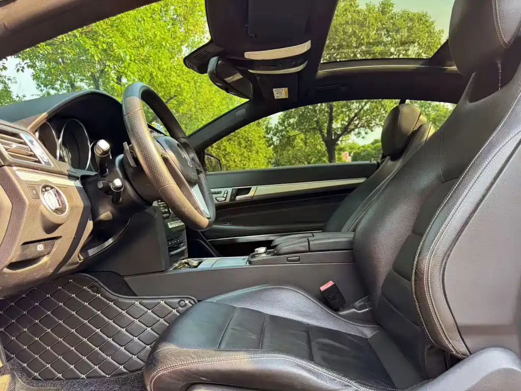 Mercedes-Benz E-Class (Import) — миниатюра 10
