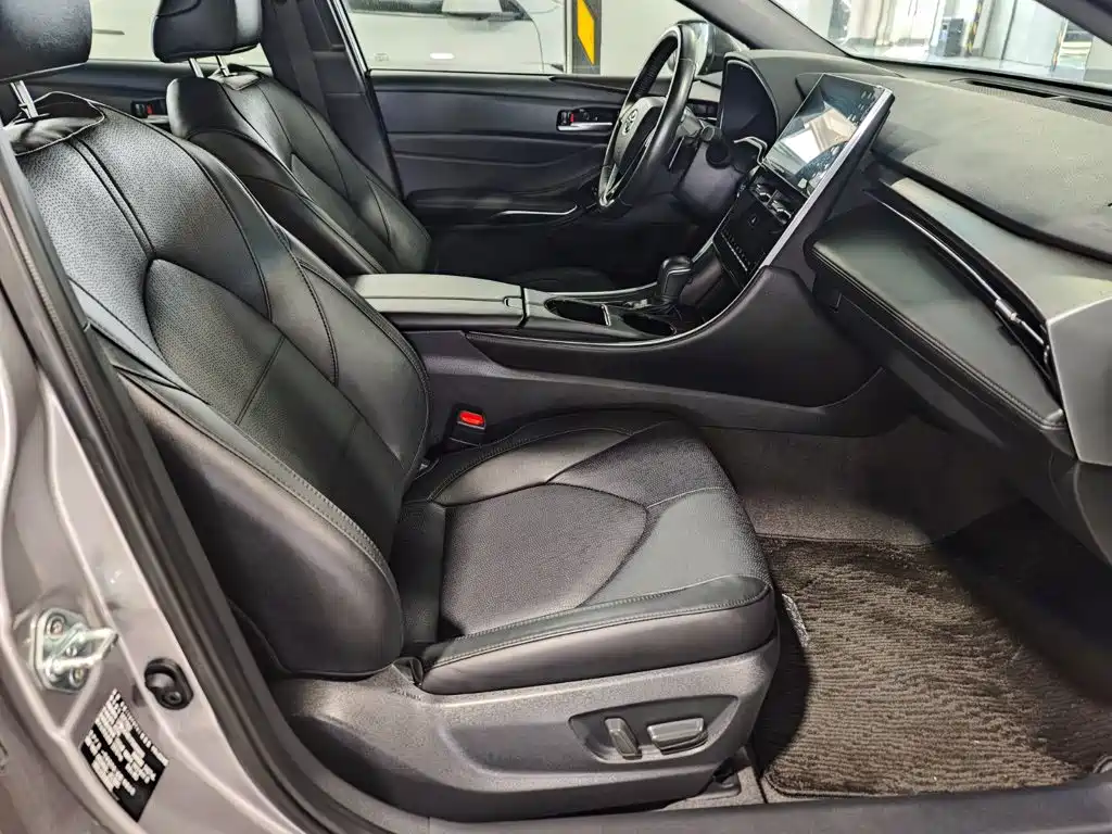Toyota Avalon — миниатюра 13